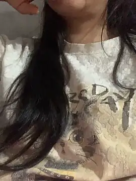 Yaseminn online show from 04-17-26, 07:11