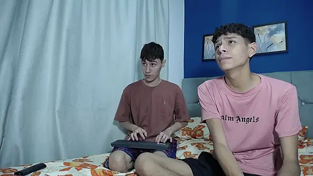 Snapshot of Thiago_And_Gael chatting on 06-07-26, 02:17 Thiago And Gael online show from 06-07-26, 02:17