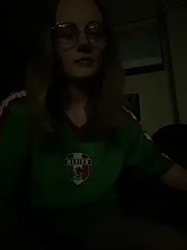 skyerose11 online show from 04-16-26, 06:58