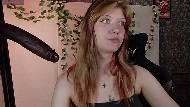 Lina Wi online show from 07-22-26, 08:00