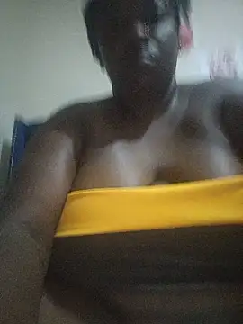 Snapshot of PrettyMissB chatting on 06-11-26, 03:47 PrettyMissB online show from 06-11-26, 03:47