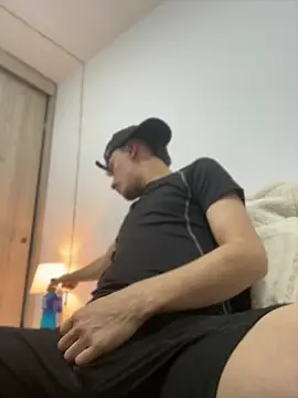 martin18 dirty online show from 04-17-26, 05:10