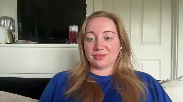 arielsweetieee online show from 06-11-26, 06:38