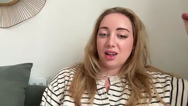 arielsweetieee online show from 06-16-26, 08:47