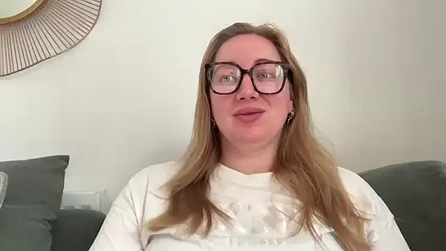 arielsweetieee online show from 06-12-26, 08:01