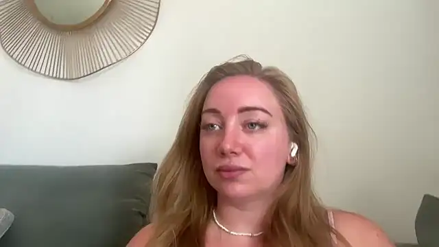 arielsweetieee online show from 07-02-26, 10:21