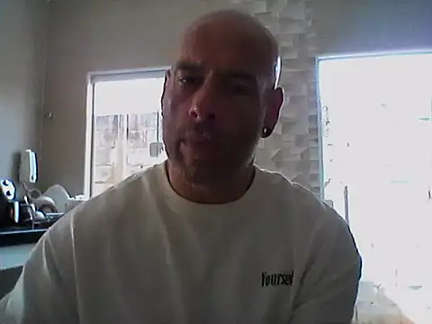 Snapshot of Galegomg chatting on 05-22-26, 02:26 Galegomg online show from 05-22-26, 02:26