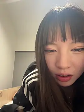 Snapshot of nide-baby chatting on 05-16-26, 01:04 nide-baby online show from 05-16-26, 01:04