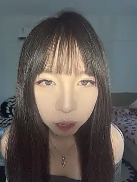Snapshot of nide-baby chatting on 05-19-26, 05:36 nide-baby online show from 05-19-26, 05:36