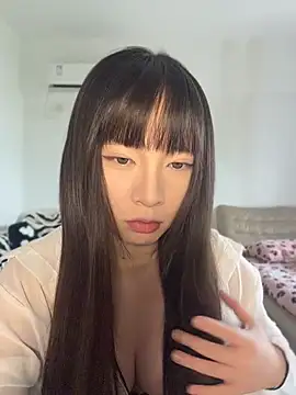 Snapshot of nide-baby chatting on 05-28-26, 07:16 nide-baby online show from 05-28-26, 07:16