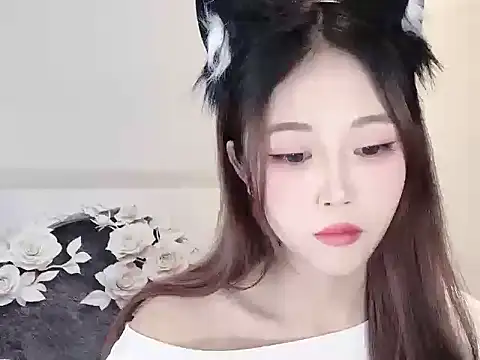 KiKi-011 online show from 05-05-26, 05:54