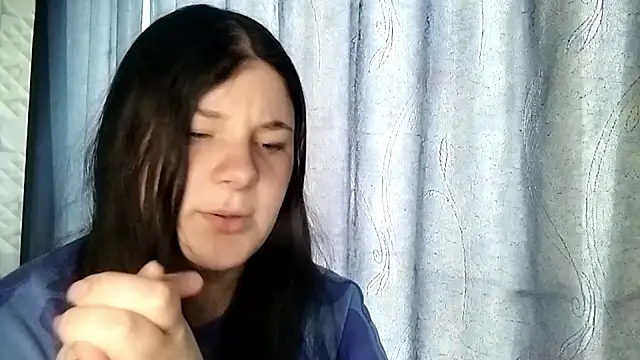 Snapshot of BeatriceMolands chatting on 05-10-26, 12:20 BeatriceMolands online show from 05-10-26, 12:20