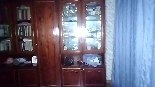 Snapshot of BeatriceMolands chatting on 05-25-26, 06:17 BeatriceMolands online show from 05-25-26, 06:17