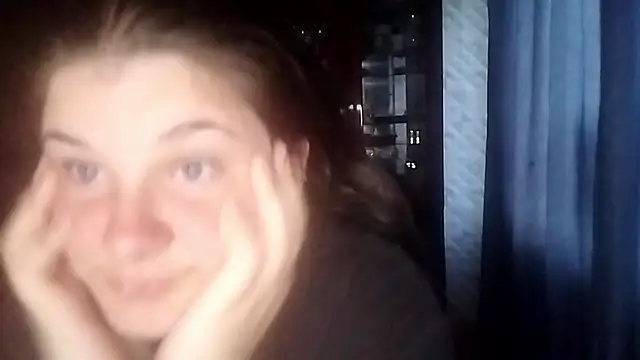 Snapshot of BeatriceMolands chatting on 05-28-26, 05:41 BeatriceMolands online show from 05-28-26, 05:41