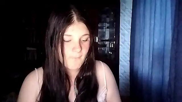 Snapshot of BeatriceMolands chatting on 06-03-26, 05:17 BeatriceMolands online show from 06-03-26, 05:17