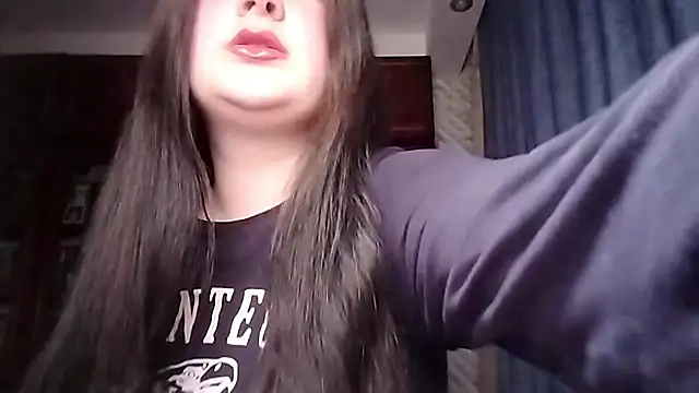 Snapshot of BeatriceMolands chatting on 05-07-26, 05:49 BeatriceMolands online show from 05-07-26, 05:49