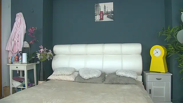 Snapshot of JoLicious_ chatting on 05-01-26, 05:12 JoLicious online show from 05-01-26, 05:12