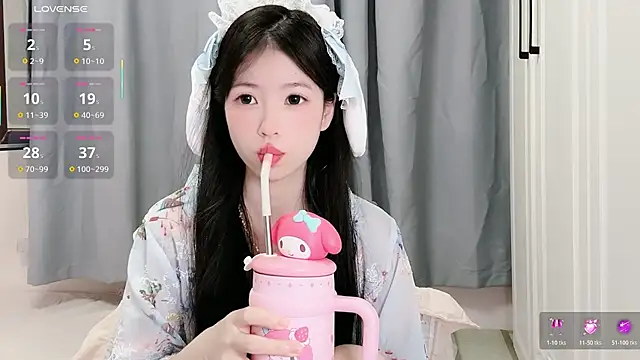 Snapshot of XiaoMei-iiiiii chatting on 05-30-26, 02:34 XiaoMei-iiiiii online show from 05-30-26, 02:34