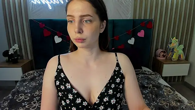 Snapshot of ReneeBlair chatting on 06-07-26, 01:33 ReneeBlair online show from 06-07-26, 01:33