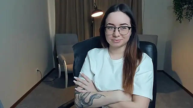 NadaRudeen online show from 04-18-26, 12:40