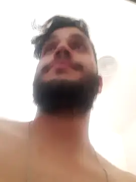 GeorgeLatamXL online show from 04-17-26, 05:05