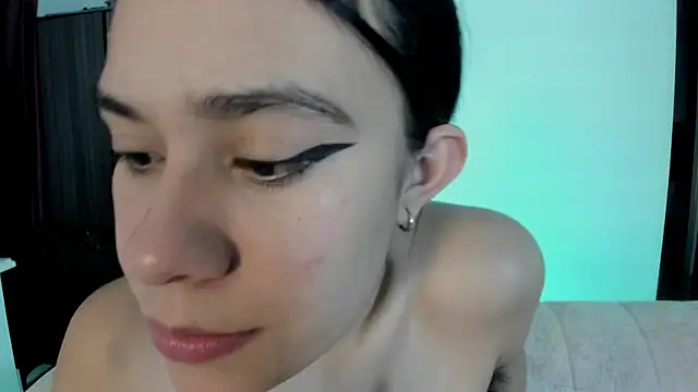Snapshot of trastornada_ chatting on 04-21-26, 01:42 trastornada online show from 04-21-26, 01:42