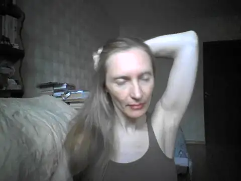 Snapshot of LunaBelle8 chatting on 06-07-26, 03:50 LunaBelle8 online show from 06-07-26, 03:50