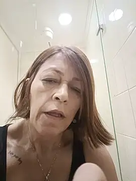 Snapshot of Jein_Palacios chatting on 07-15-26, 02:02 Jein Palacios online show from 07-15-26, 02:02