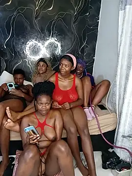 Teeangelaa online show from 05-14-26, 04:37