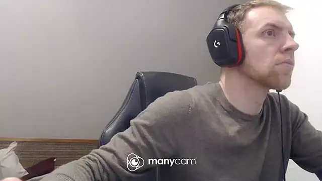 Snapshot of Milkyman7 chatting on 02-02-26, 08:30 Milkyman7 online show from 02-02-26, 08:30