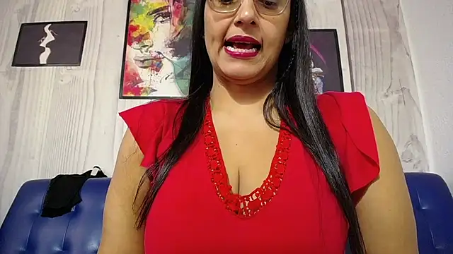 Snapshot of Miss_Bobbiess chatting on 04-18-26, 07:58 Miss Bobbiess online show from 04-18-26, 07:58