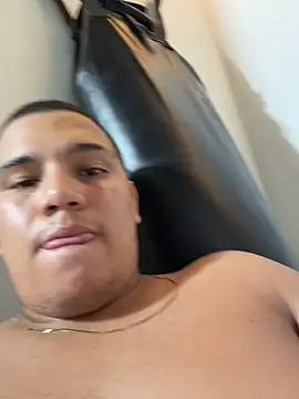 Snapshot of Patricio_02 chatting on 07-15-26, 03:13 Patricio 02 online show from 07-15-26, 03:13