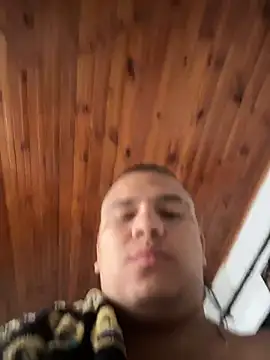Snapshot of Patricio_02 chatting on 07-20-26, 01:57 Patricio 02 online show from 07-20-26, 01:57