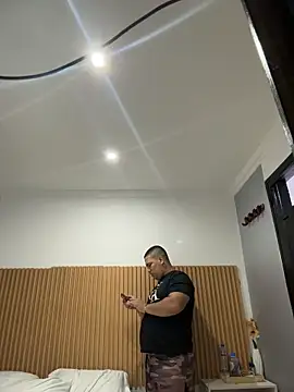 Patricio 02 online show from 04-26-26, 12:30