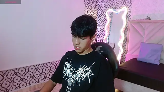 Snapshot of Damian_tay chatting on 07-02-26, 11:38 Damian tay online show from 07-02-26, 11:38
