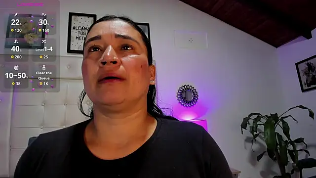 Snapshot of anastassiaa_57 chatting on 05-12-26, 10:32 anastassiaa 57 online show from 05-12-26, 10:32