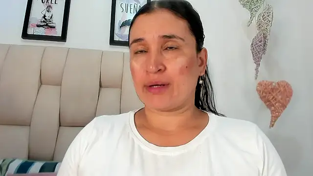 Snapshot of anastassiaa_57 chatting on 05-14-26, 10:34 anastassiaa 57 online show from 05-14-26, 10:34