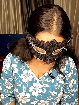 Snapshot of couple_hot43 chatting on 06-01-26, 07:24 couple hot43 online show from 06-01-26, 07:24
