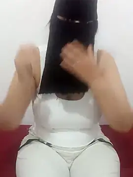 Snapshot of Youmy_love26 chatting on 05-22-26, 10:57 Youmy love26 online show from 05-22-26, 10:57