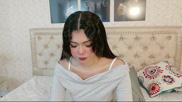 Snapshot of Nathy_Pelaez chatting on 05-21-26, 03:26 Nathy Pelaez online show from 05-21-26, 03:26