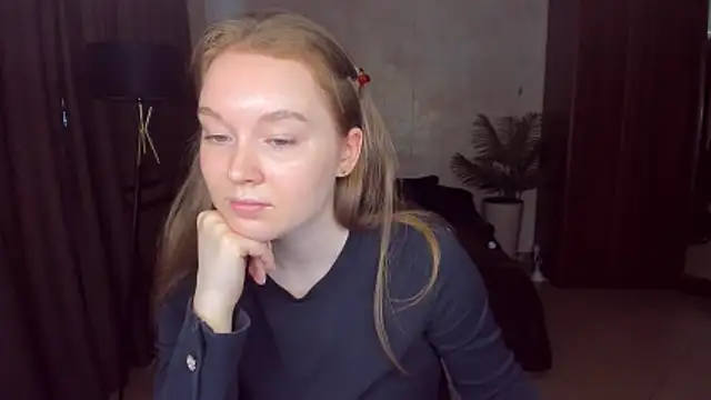 Snapshot of ValeriSunny chatting on 05-28-26, 06:43 ValeriSunny online show from 05-28-26, 06:43