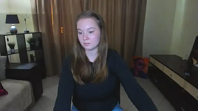 Snapshot of ValeriSunny chatting on 04-23-26, 02:19 ValeriSunny online show from 04-23-26, 02:19