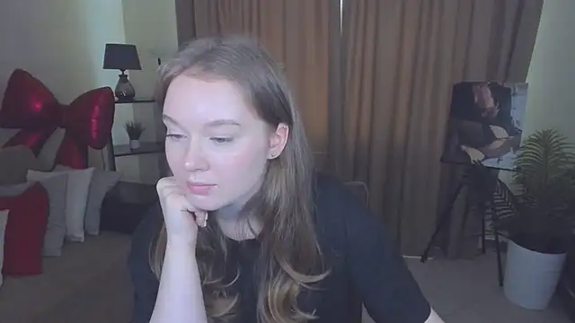 Snapshot of ValeriSunny chatting on 05-25-26, 01:10 ValeriSunny online show from 05-25-26, 01:10