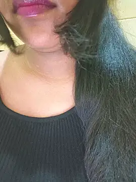 Snapshot of Newragini chatting on 05-28-26, 06:36 Newragini online show from 05-28-26, 06:36