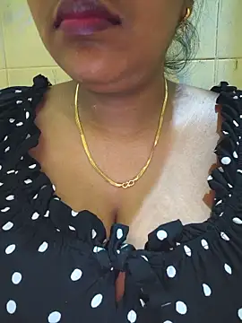 Snapshot of Newragini chatting on 05-20-26, 10:29 Newragini online show from 05-20-26, 10:29