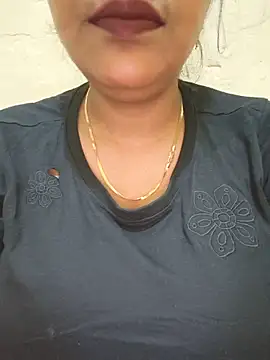 Snapshot of Newragini chatting on 05-19-26, 11:34 Newragini online show from 05-19-26, 11:34