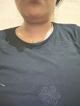 Snapshot of Newragini chatting on 05-16-26, 06:34 Newragini online show from 05-16-26, 06:34