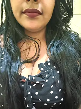 Snapshot of Newragini chatting on 04-21-26, 01:42 Newragini online show from 04-21-26, 01:42