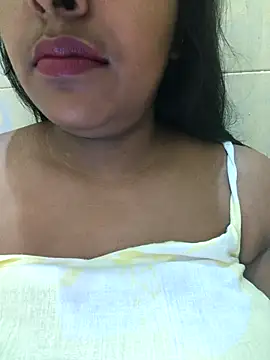 Snapshot of Newragini chatting on 04-18-26, 04:53 Newragini online show from 04-18-26, 04:53