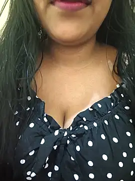 Snapshot of Newragini chatting on 04-23-26, 07:15 Newragini online show from 04-23-26, 07:15